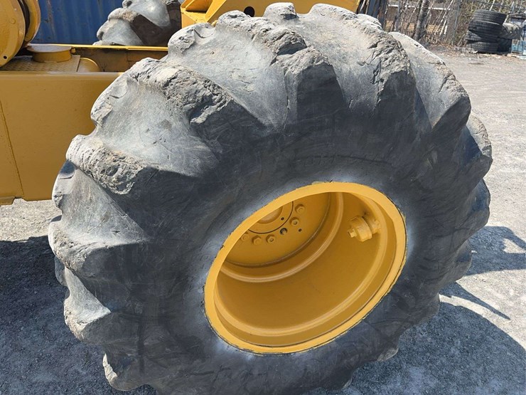 john-deere-440c-image-10