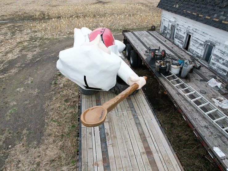 #9000-•-happy-chef-statue-(elk-river,-mn)-image-32