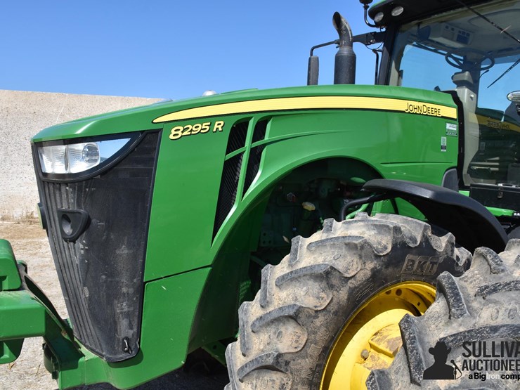 2018-john-deere-8295r-image-15