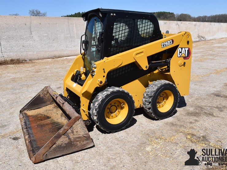 2025-caterpillar-226d3-image-1