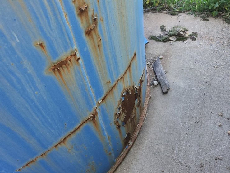 #4001-•-2400-gallon-oil-storage-tank-(mauston,-wi)-image-4