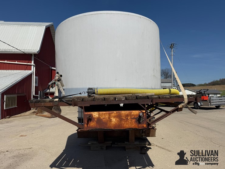 1979-hyster-35'-t/a-fixed-neck-lowboy-sprayer-tender-trailer-image-2