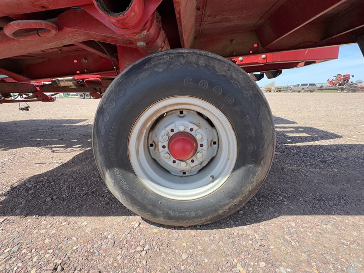 case-ih-8576-image-13