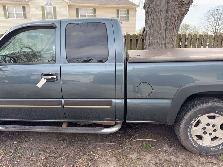 2007-chevrolet-silverado-1500-image-12