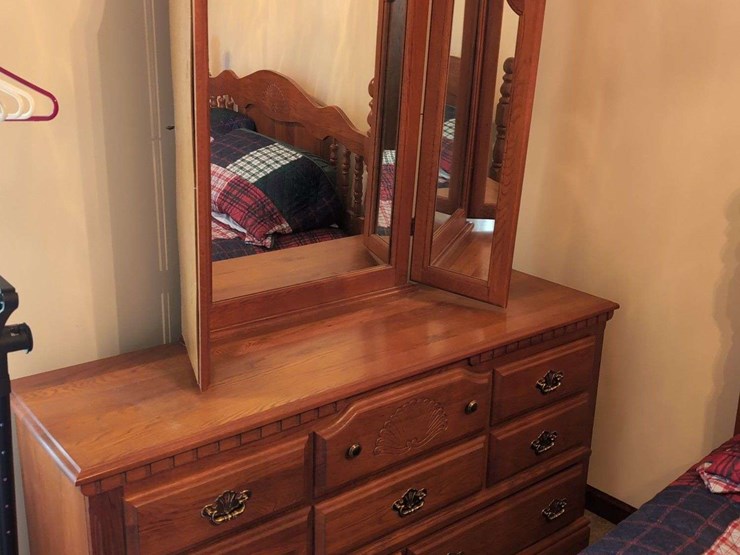 athens-furniture-bedroom-suite-with-bed-frame,-dresser,-mirror,-and-chest-image-2