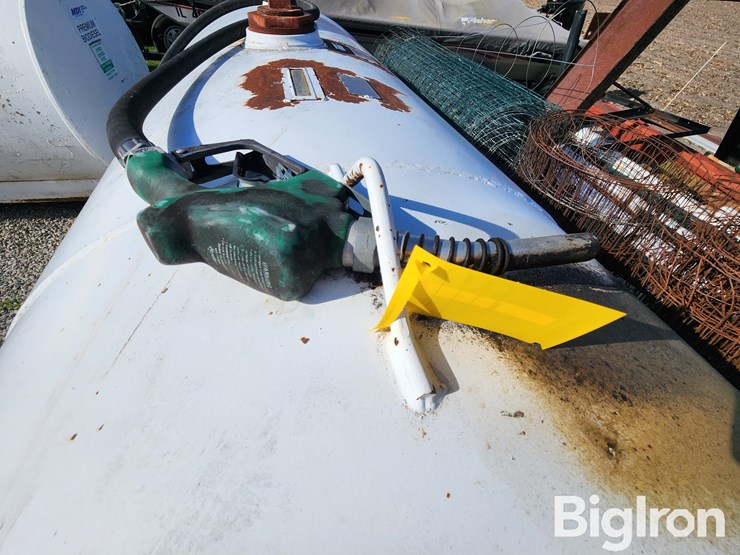 1000-gal-fuel-tank-&-pump-image-11