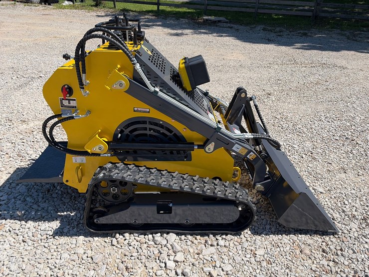#217-•-unused-2026-ats-t460-mini-skid-steer-loader-image-1