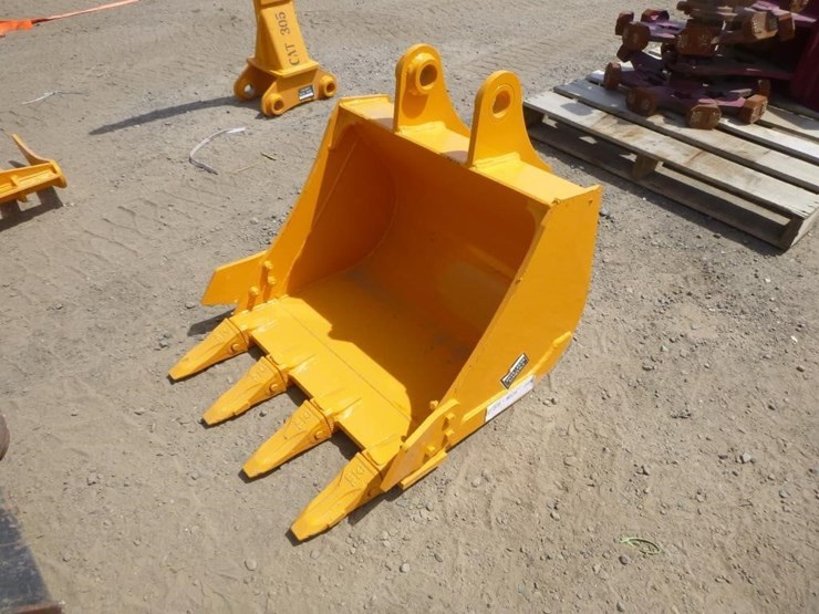 caterpillar-305-image-1