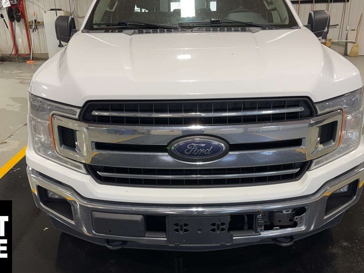 2020-ford-8-ft-image-31