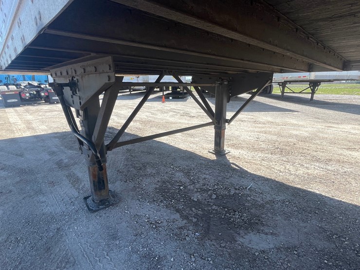 #306-•-2014-stoughton-semi-trailer-(title-in-delay)-(denmark,-wi)-image-10