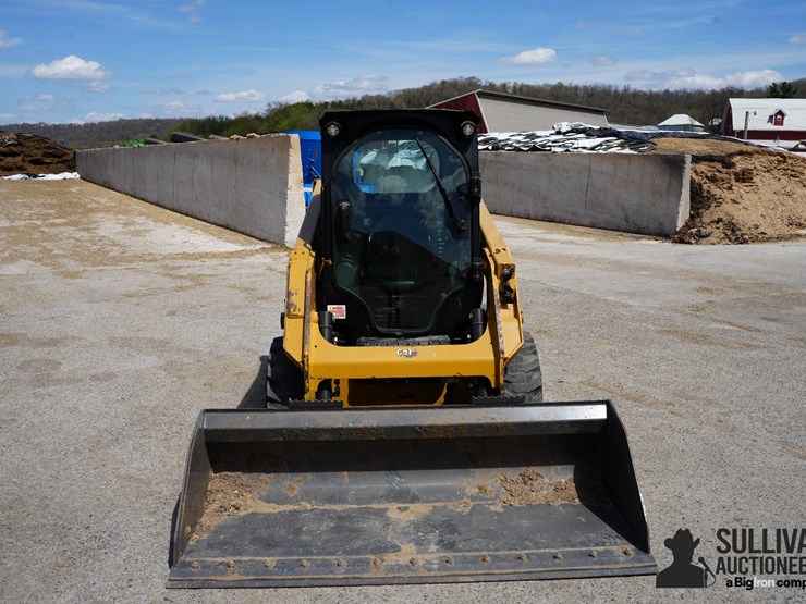 2023-caterpillar-226d3-image-2