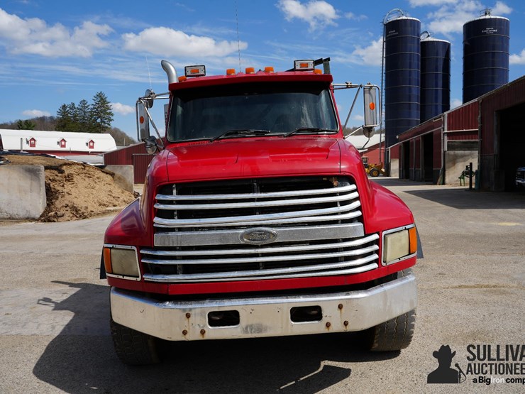 1995-ford-ltl9000-image-2