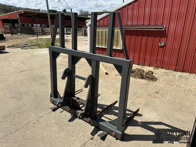 2022-berlon-bscwl-bale-fork-wheel-loader-attachment-image-5