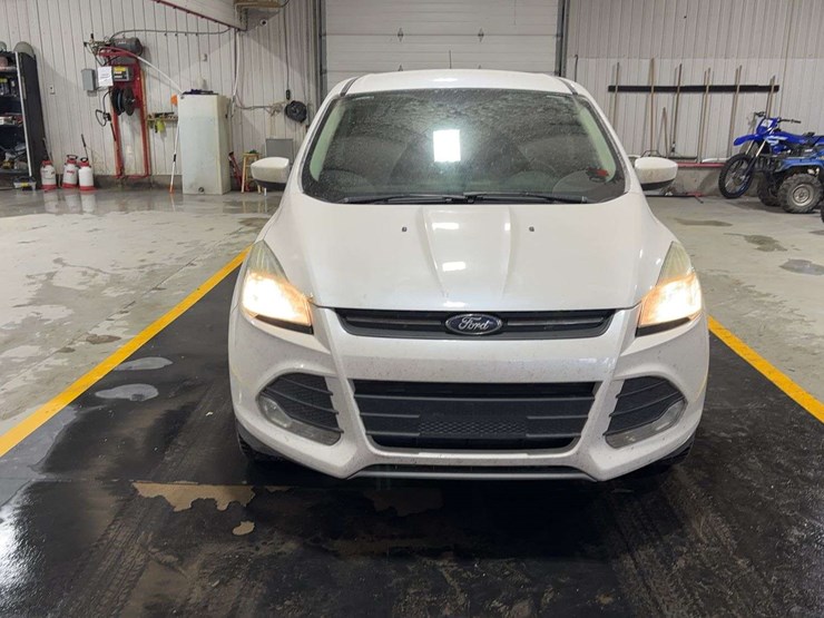 2014-ford-escape-se-image-8