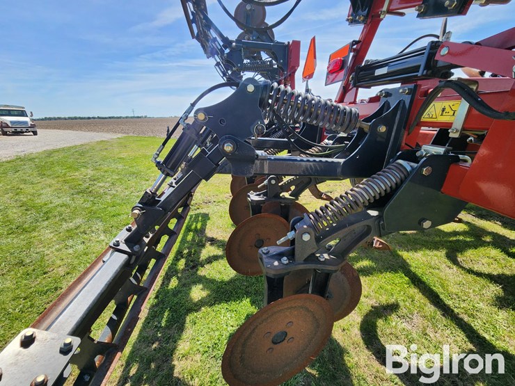 2016-case-ih-2016-image-19
