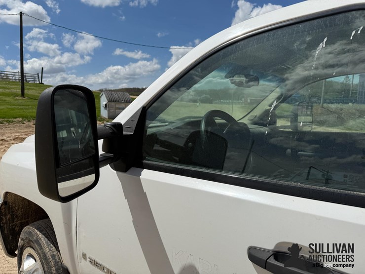 2008-chevrolet-silverado-3500-image-17