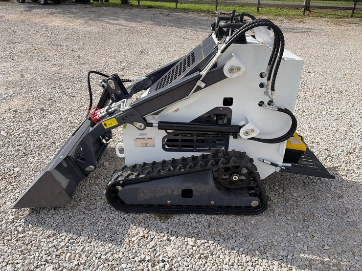 #211-•-unused-2026-zjg-zj-380-mini-skid-steer-loader-image-1