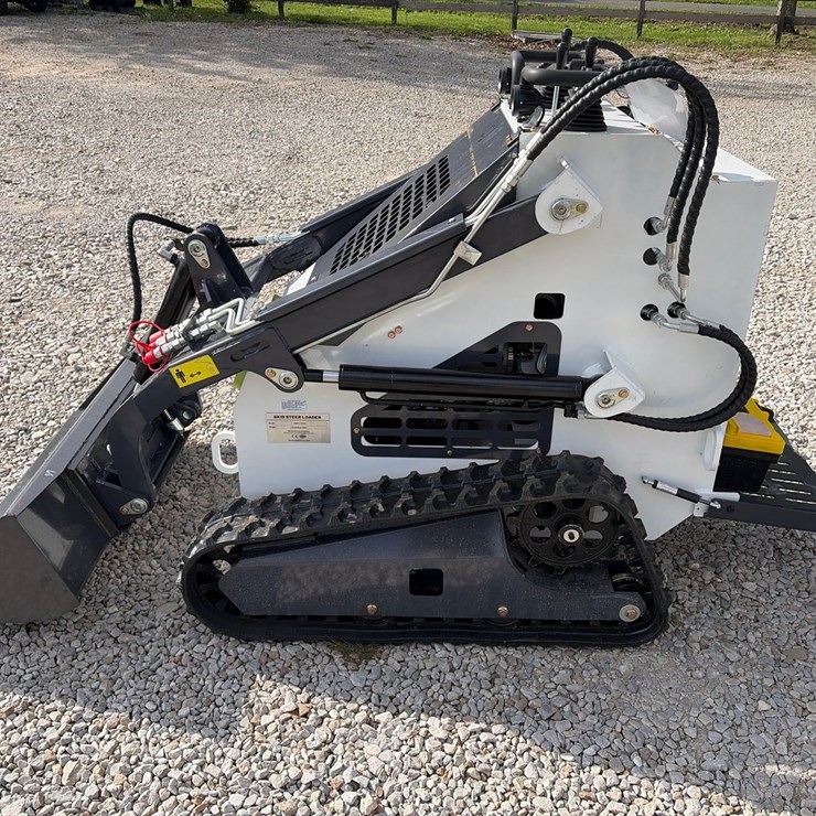 #211 • Unused 2026 ZJG ZJ-380 Mini Skid Steer Loader