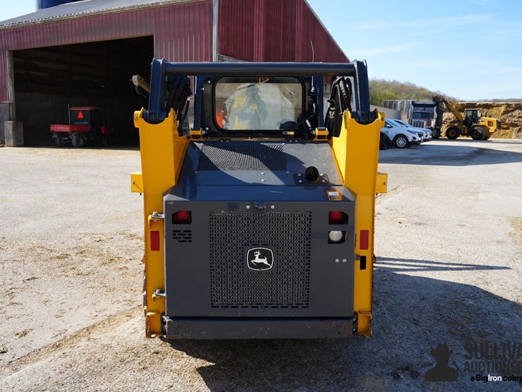 2022-deere-318g-image-6