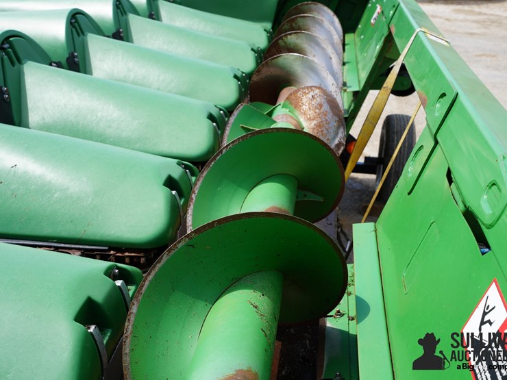 2014-john-deere-608c-stalkmaster-image-18