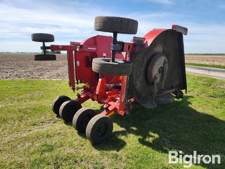 2016-bushhog-2815r3-15'-batwing-rotary-mower-image-5