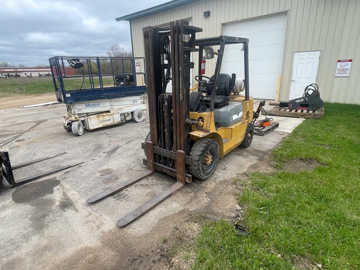#408-•-cat-gp20-forklift-(shawano,-wi)-image-1