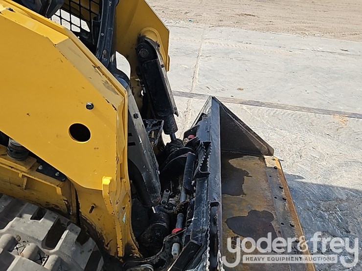 caterpillar-255-image-13