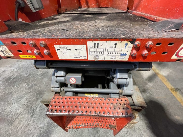 #412-•-skyjack-scissors-lift-(kewaskum,-wi)-image-9