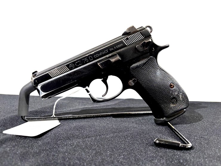 #137-•-cz-75-d-compact-9mm-semi-automatic-pistol-image-1