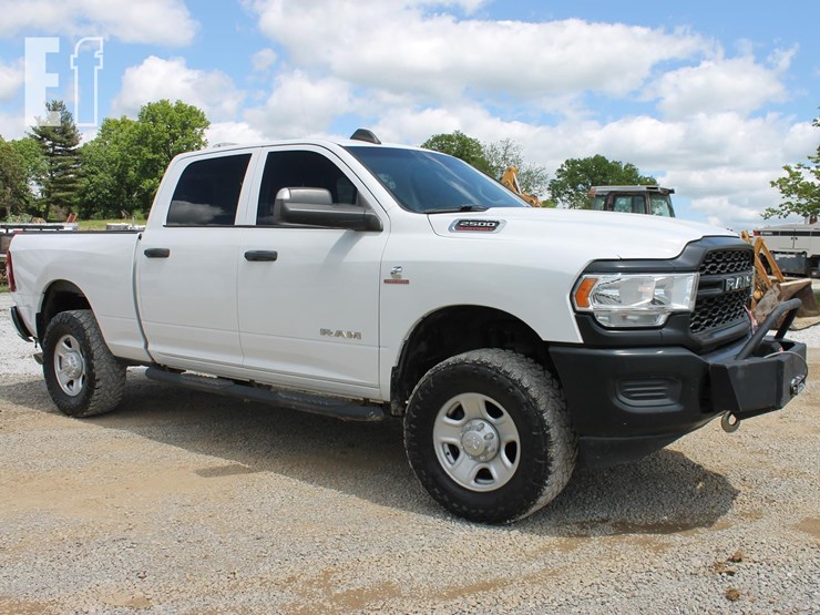 2019-dodge-ram-2500-image-3