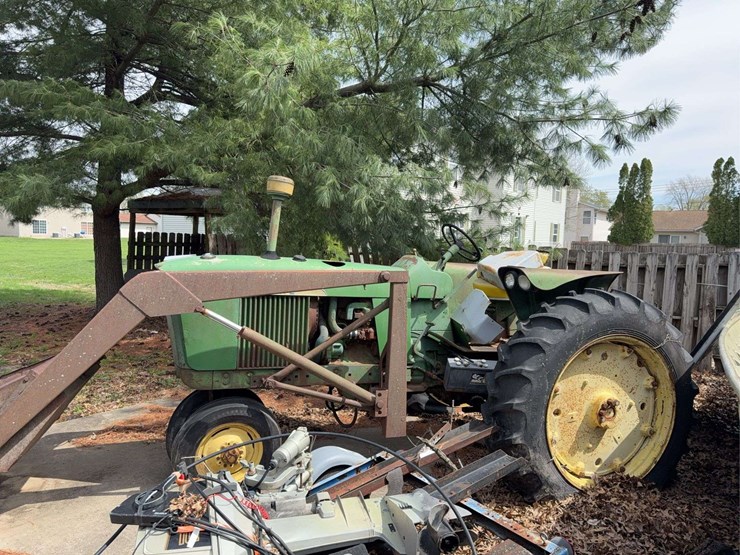 john-deere-3010-image-3