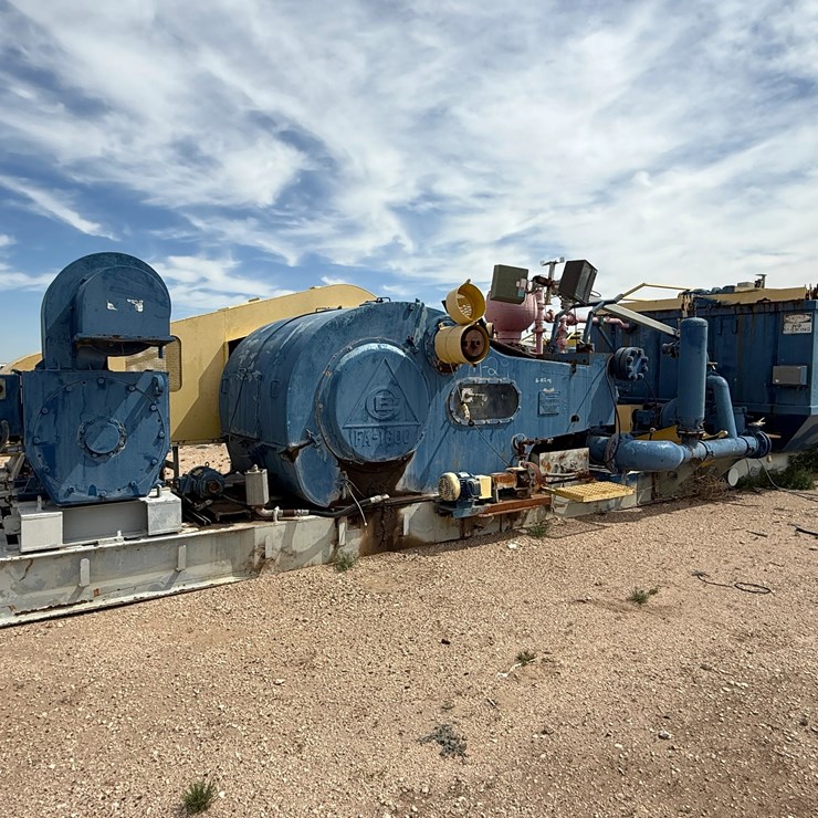 CONTINENTAL EMSCO FB-1600 5K WP TRIPLEX MUD PUMP W/ AC ELECTRIC MOTOR & MIXING TANK SKIDDED
