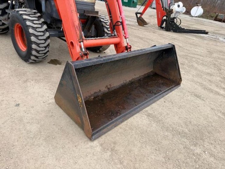 2007-kioti-dk65s-image-26