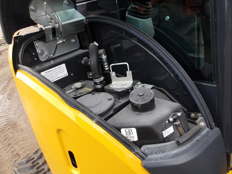 #7470-•-john-deere-35p-mini-excavator-with-4-hours!-image-25
