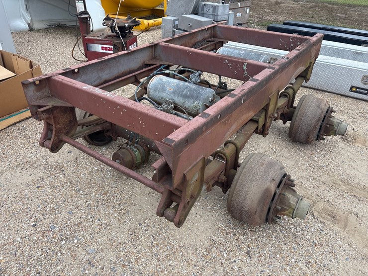 #36261-•-set-of-trailer-tandems-image-1