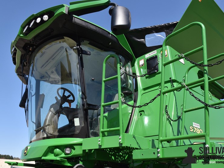 2021-john-deere-s780-image-16