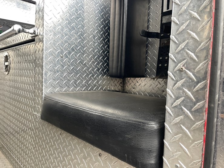 1991-peterbilt-377-image-33