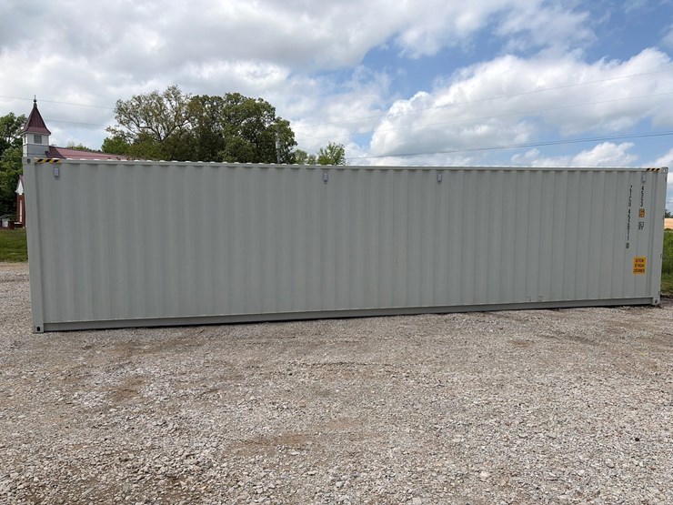 #103-•-40’-container-image-3