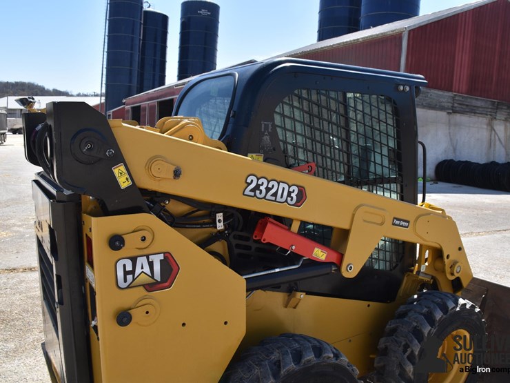 2023-caterpillar-232d3-image-20