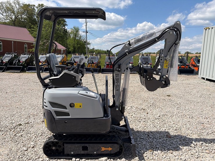 #163-•-unused-2026-ats-me18-mini-excavator-image-3