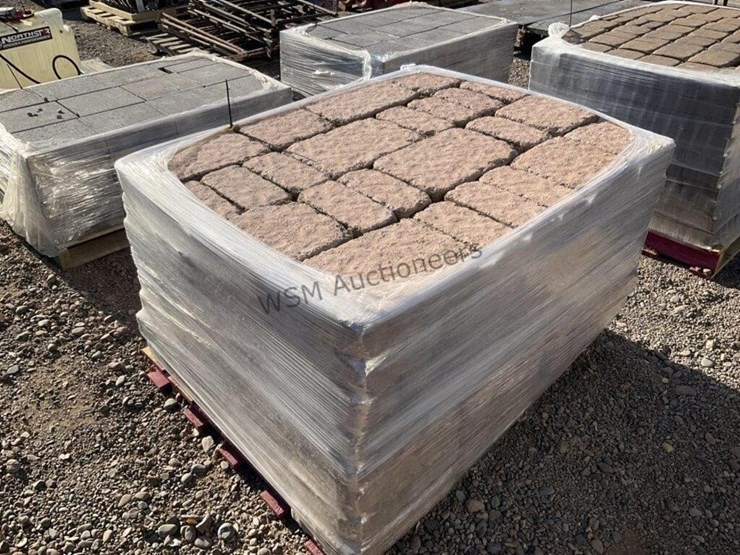pallet-of-stone-pavers-image-2