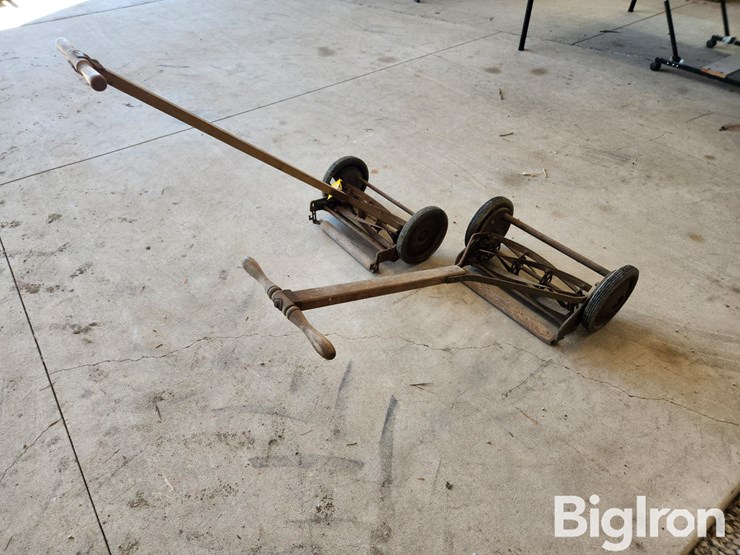manual-push-mowers-image-5
