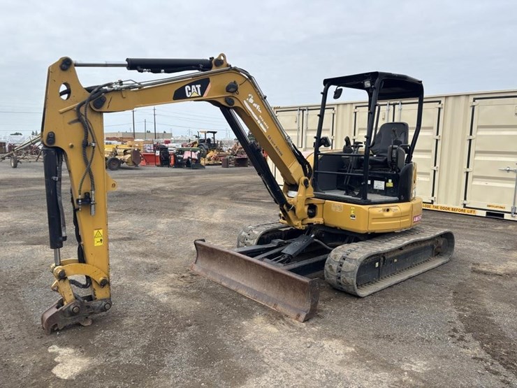 2015-caterpillar-305e2-cr-image-1