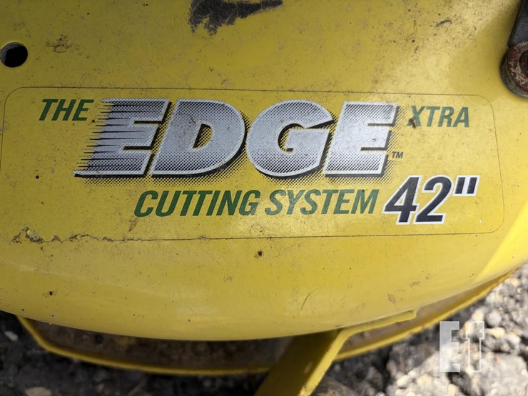 john-deere-x300-image-5
