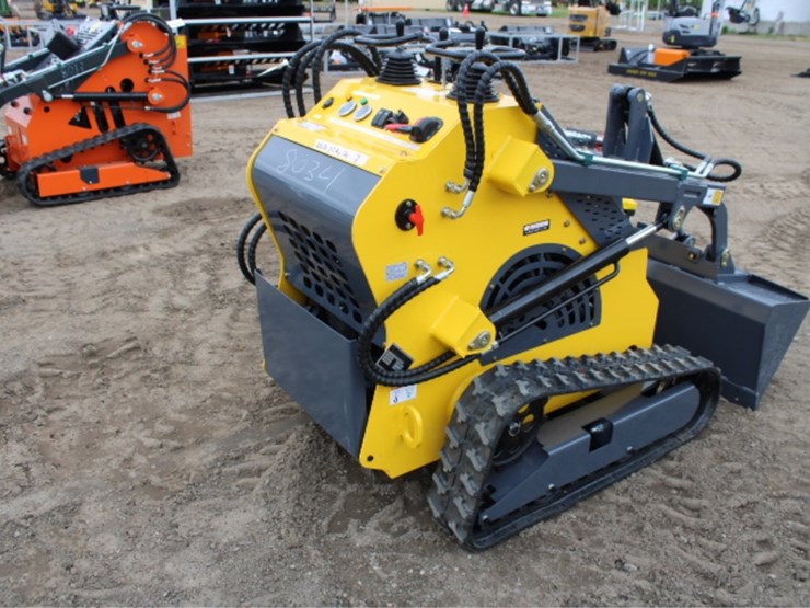 #8034-•-mini-skid-steer-loader-image-6