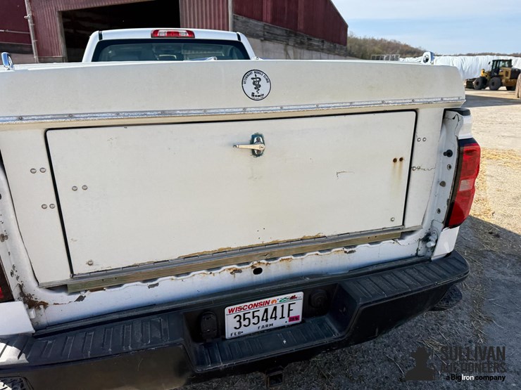 2015-chevrolet-1500-image-19