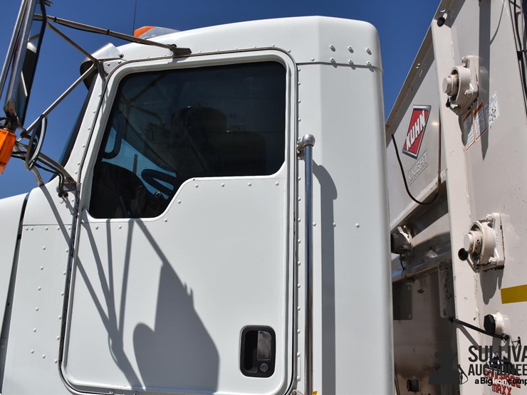 2008-kenworth-t800-image-14