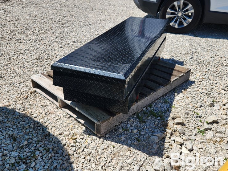 truck-bed-toolbox-image-5