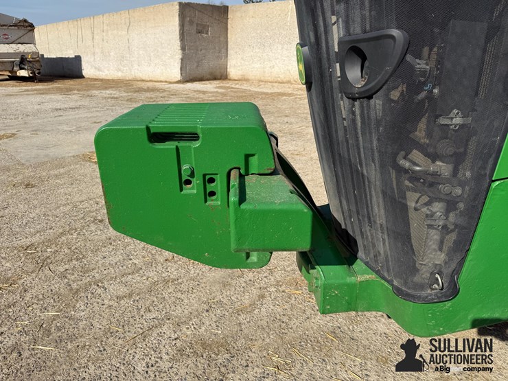 2018-john-deere-8295r-image-11
