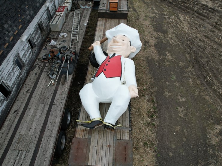 #9000-•-happy-chef-statue-(elk-river,-mn)-image-30